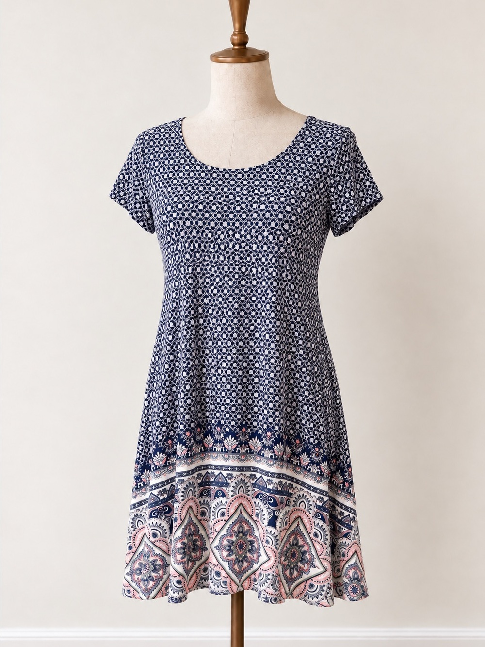 🌼 3/$15 SALE just be Navy and Pink Printed Short Sleeve Swing Dress